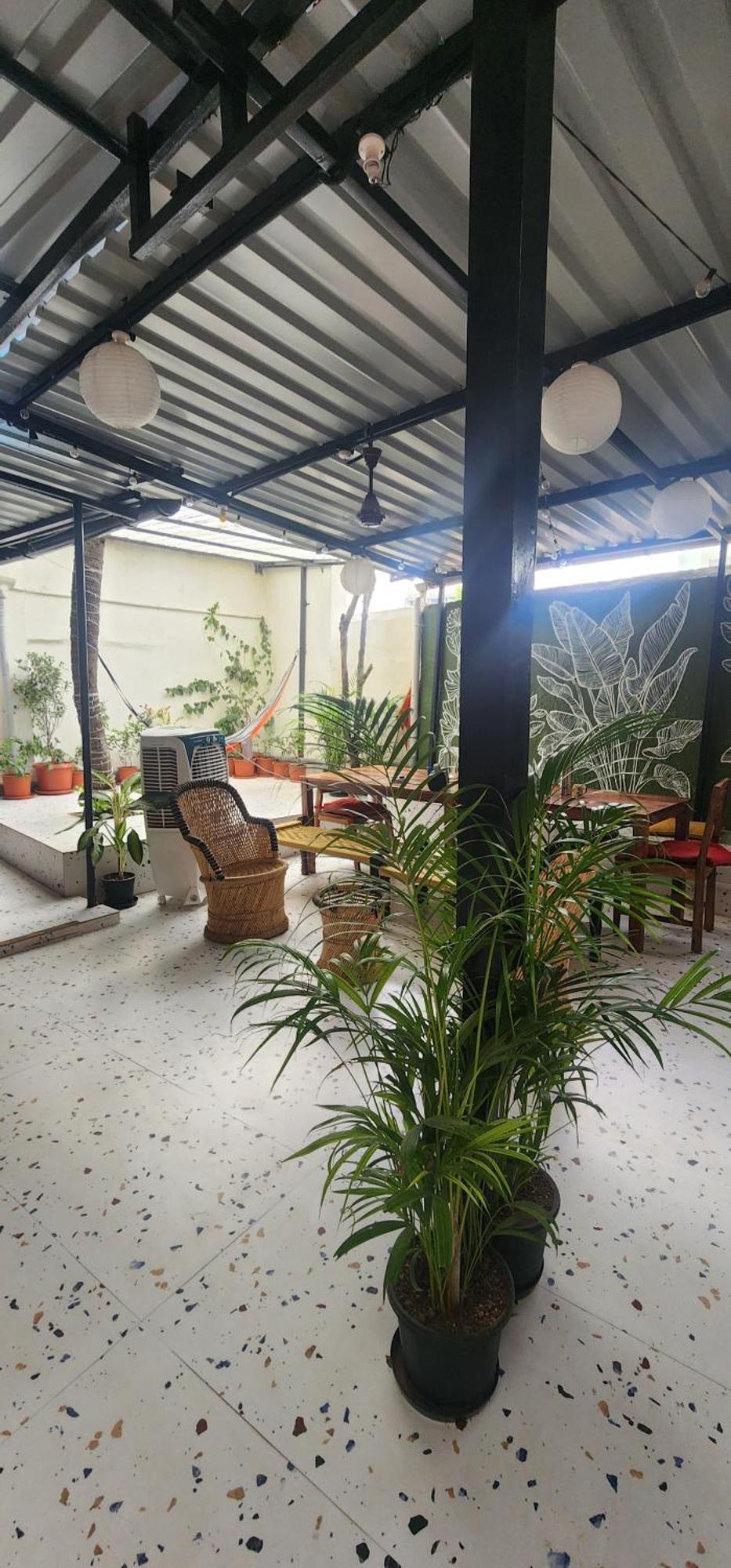 Hammock Hostels - Bandra Mumbai  Buitenkant foto